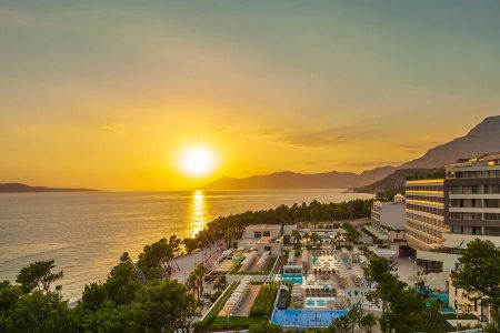 AMINESS KHALANI BEACH MAKARSKA